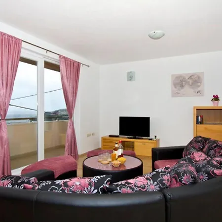 Feriehus House Miho *